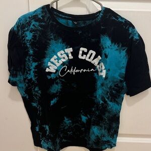 ROMWE Black and Blue Graphic Tee